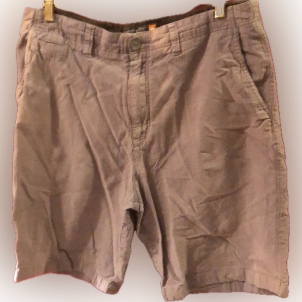 Vintage Quiksilver Men’s Cotton Shorts – M